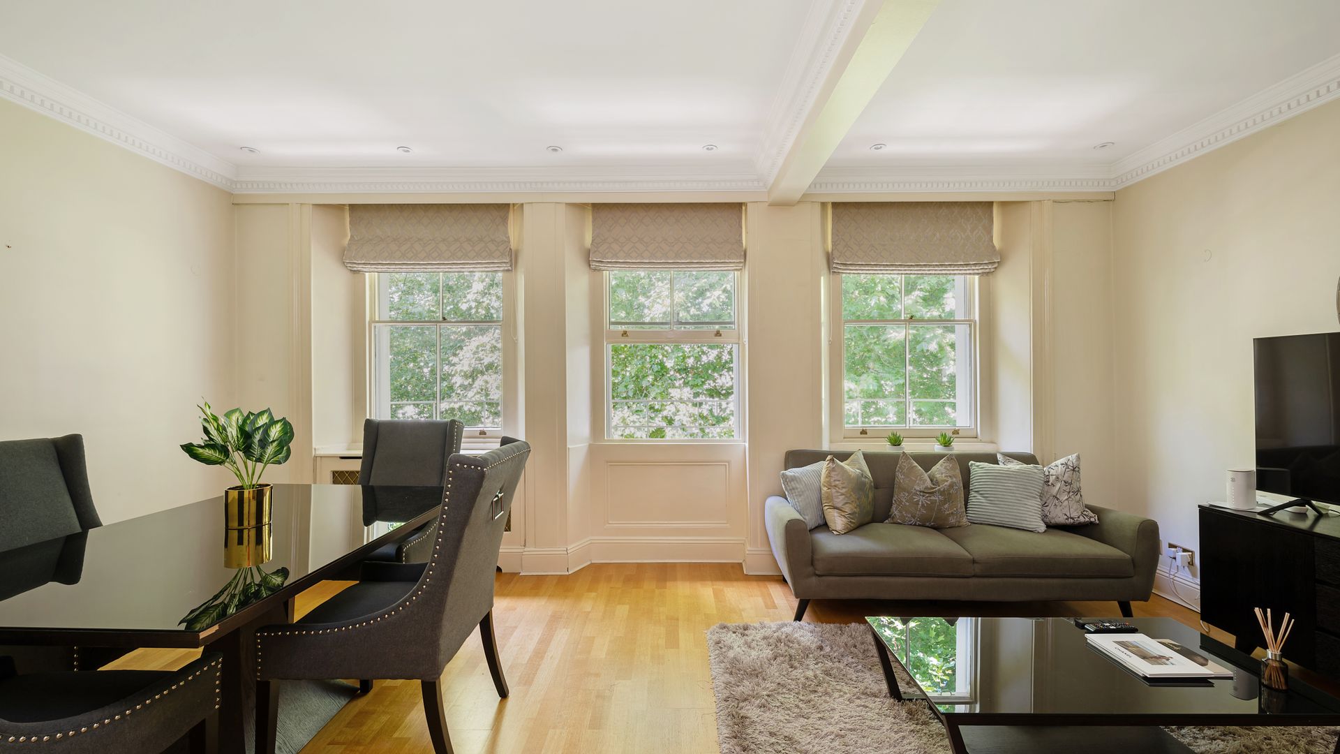 Knightsbridge Grandeur photo 3