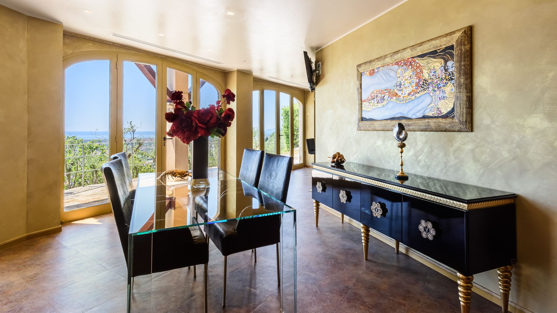 Opulent Retreat photo 10