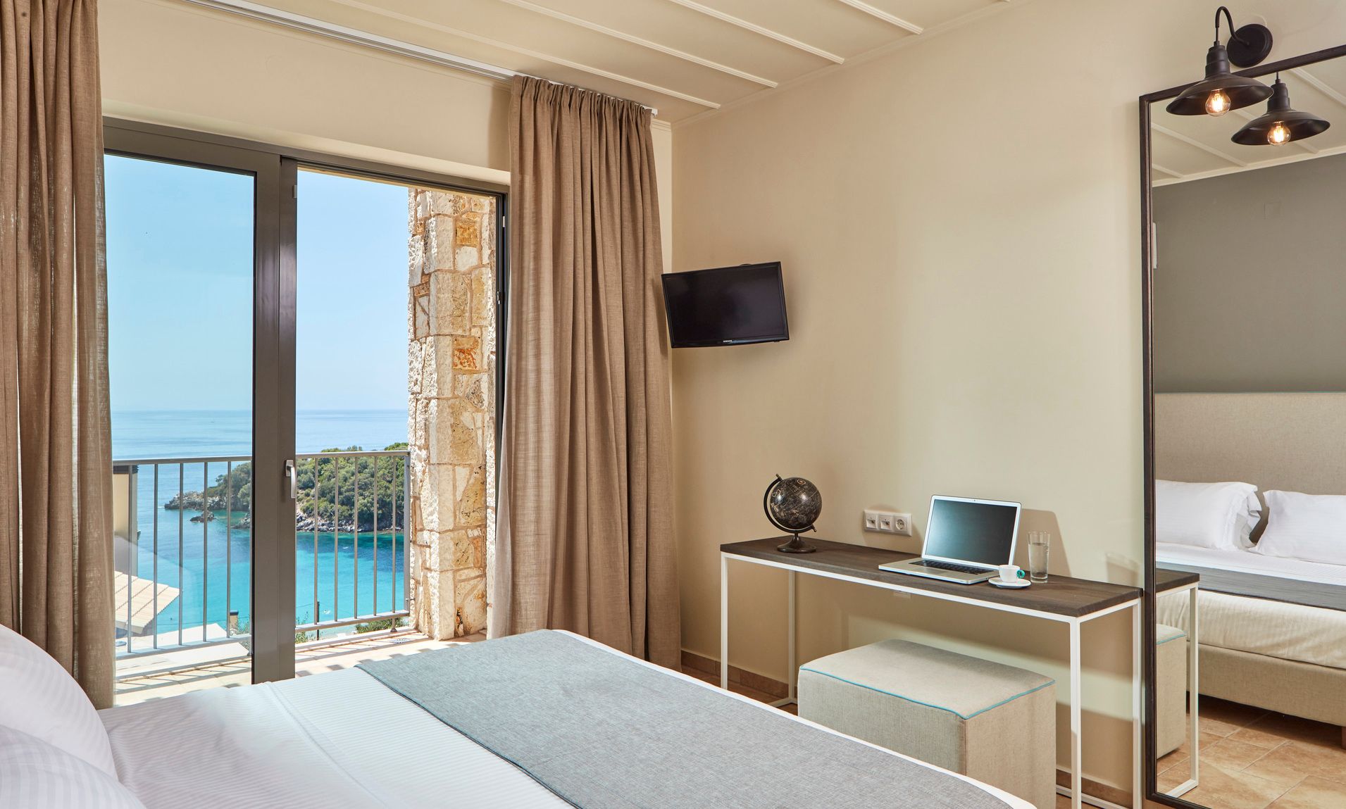 Poseidon's Seaview photo 8