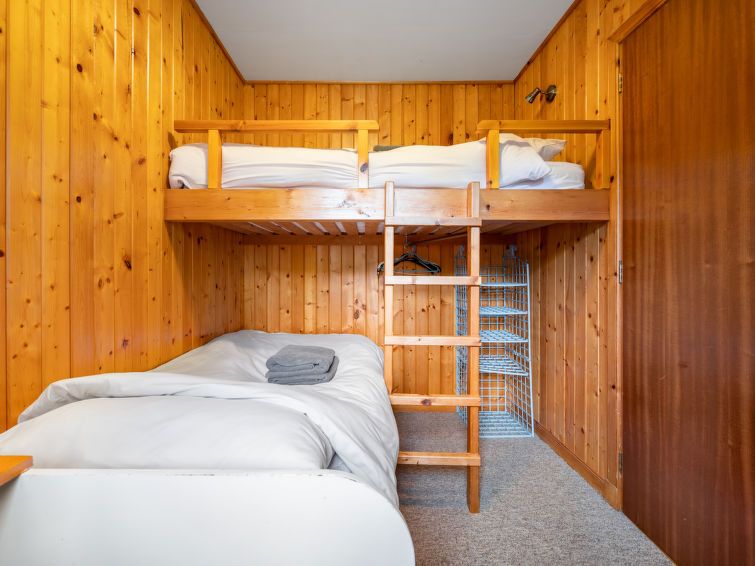 Loch Meiklie 3 bed photo 13