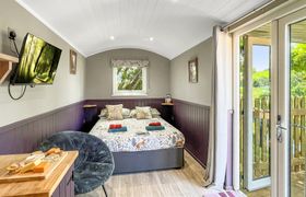 Valley View Retreat Shepherd’s Hut