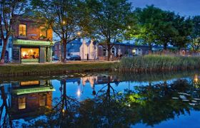 Book Direct Dublin City Townhouse, in Trendy Portobello