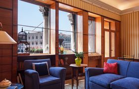 Venetian Grandview