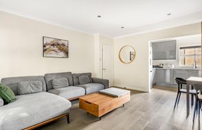 Bermondsey Abode