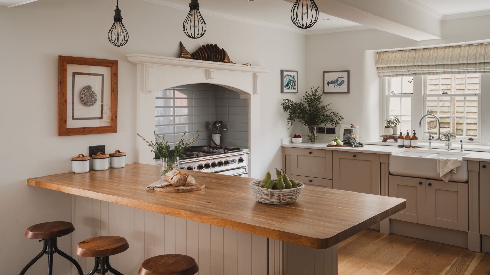 Coastal Manor photo 6