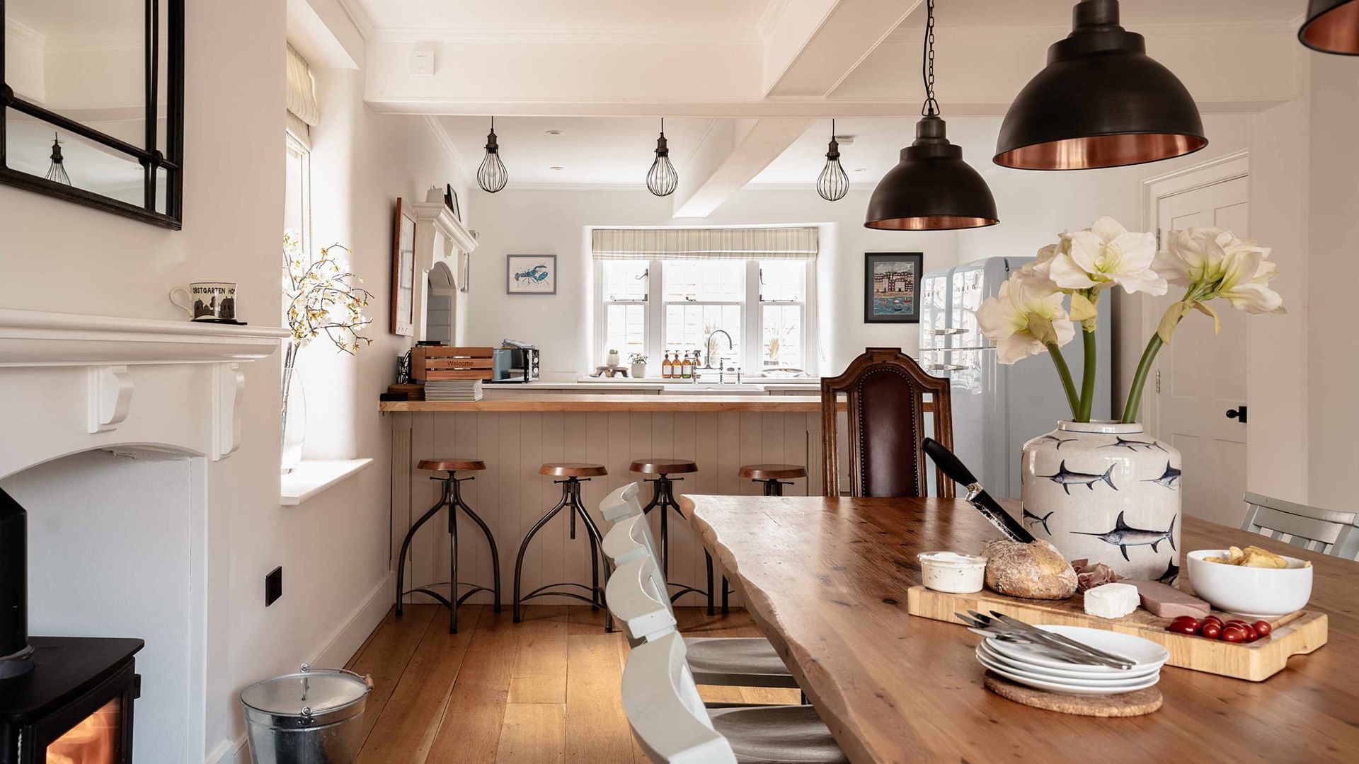 Coastal Manor photo 4