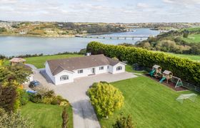 Marina Views, Kinsale  
