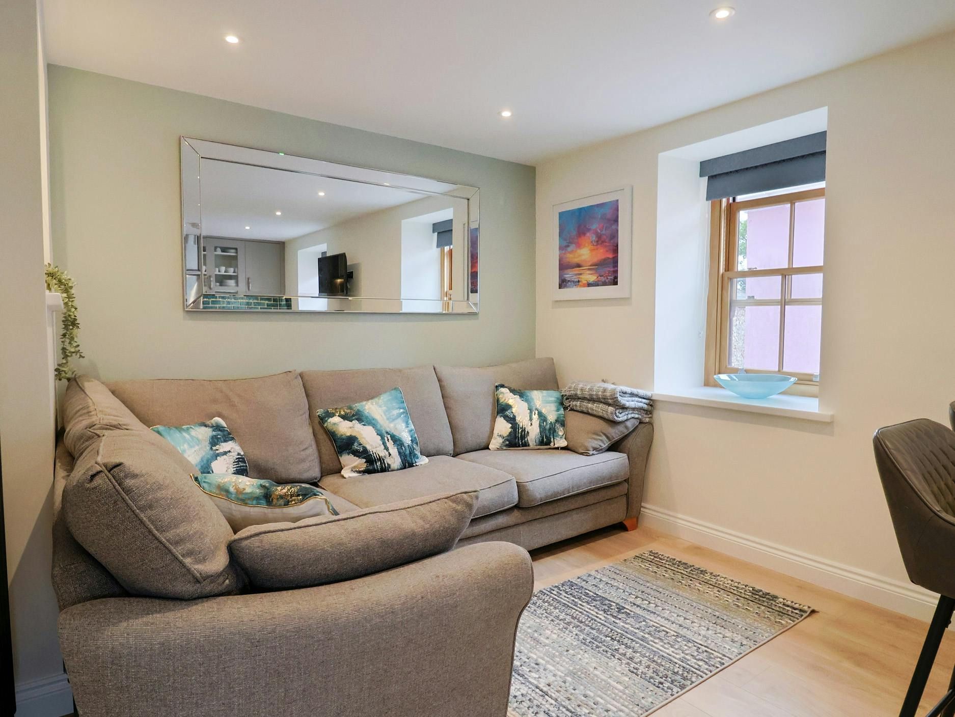 Seaside Crown photo 3