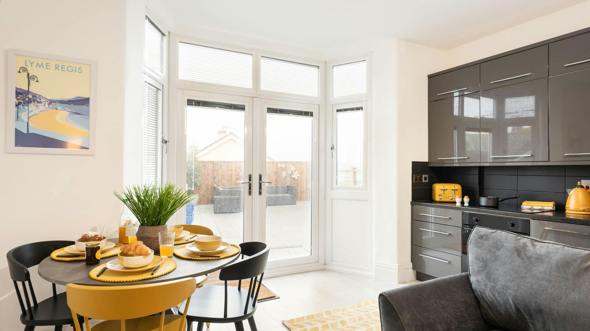 Jurassic Coast Vistas photo 5