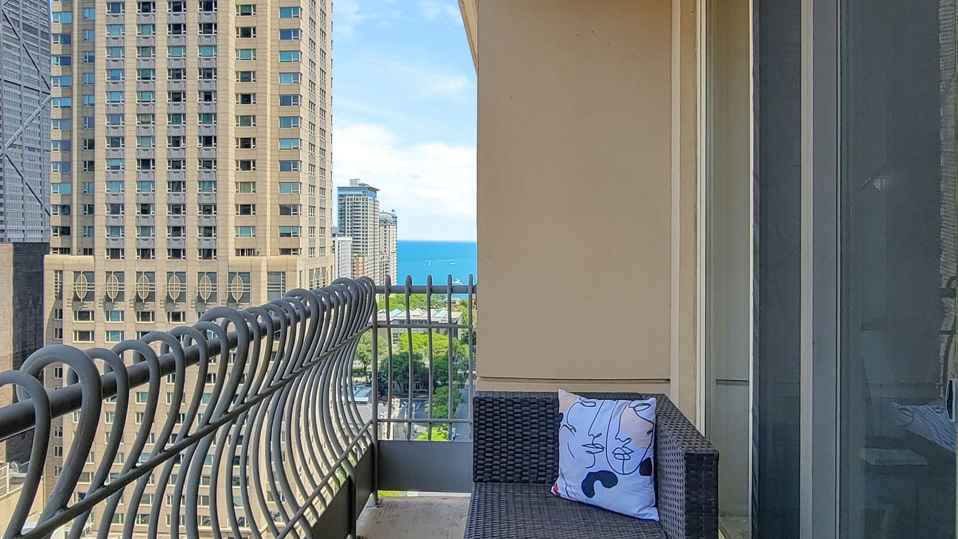 Italian Villa Immersion photo 4