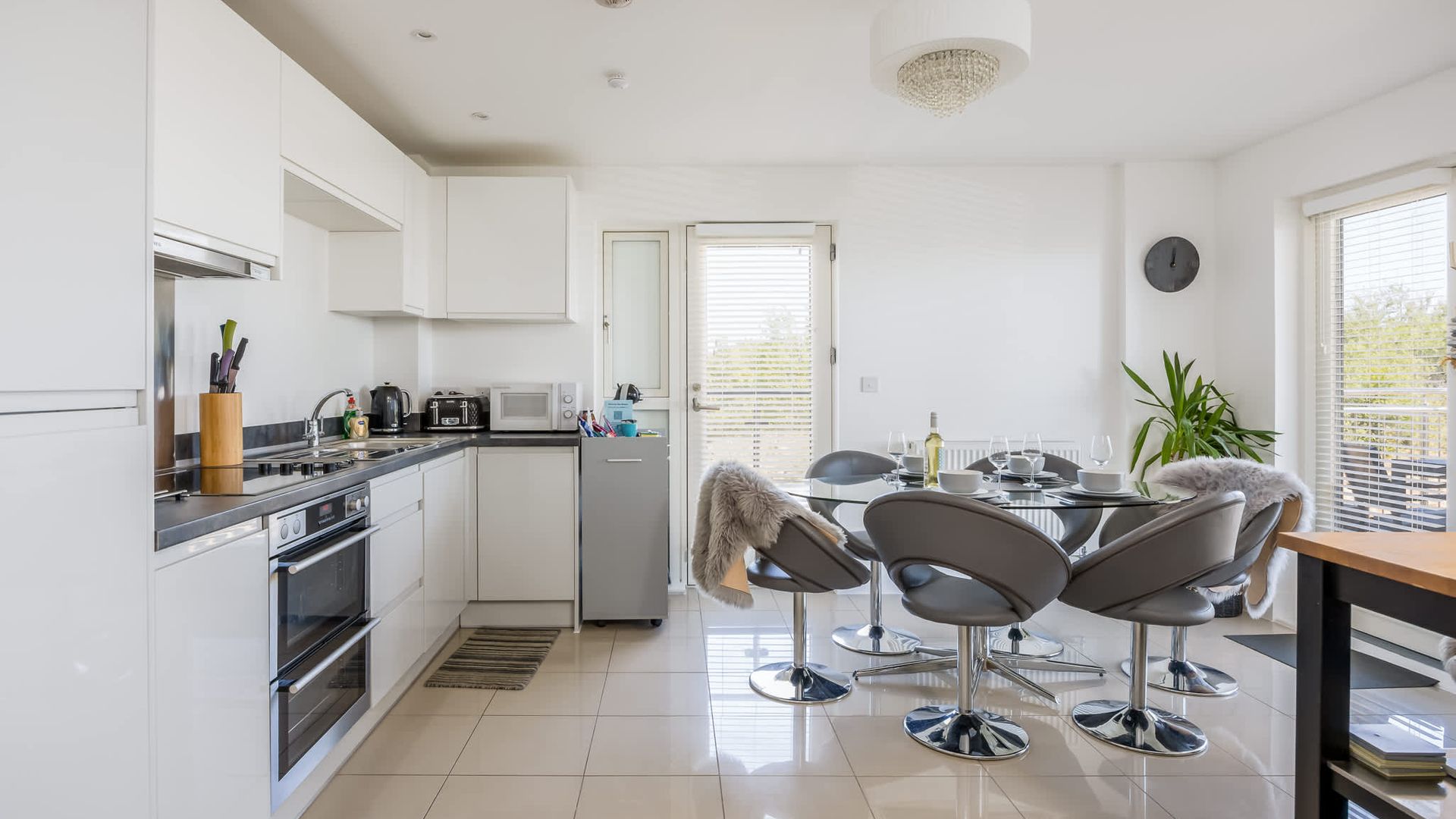 Harbour Shores photo 2