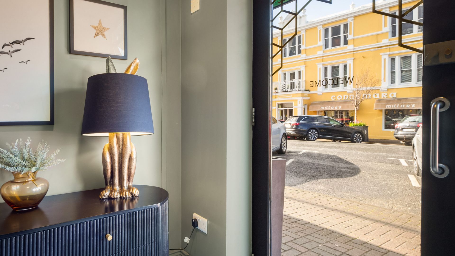 The Executive @ Clifden Boutique photo 5