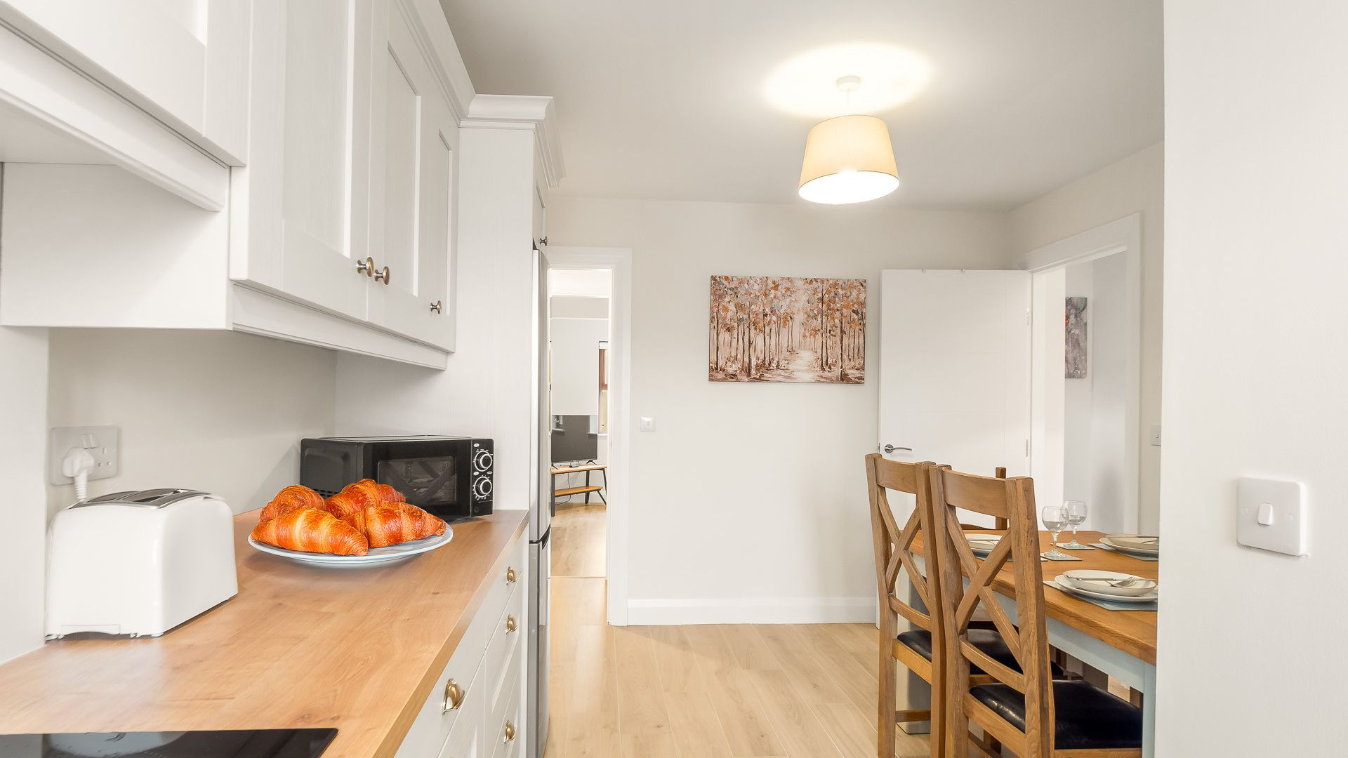 17 Clifden Court in the heart of Connemara photo 4