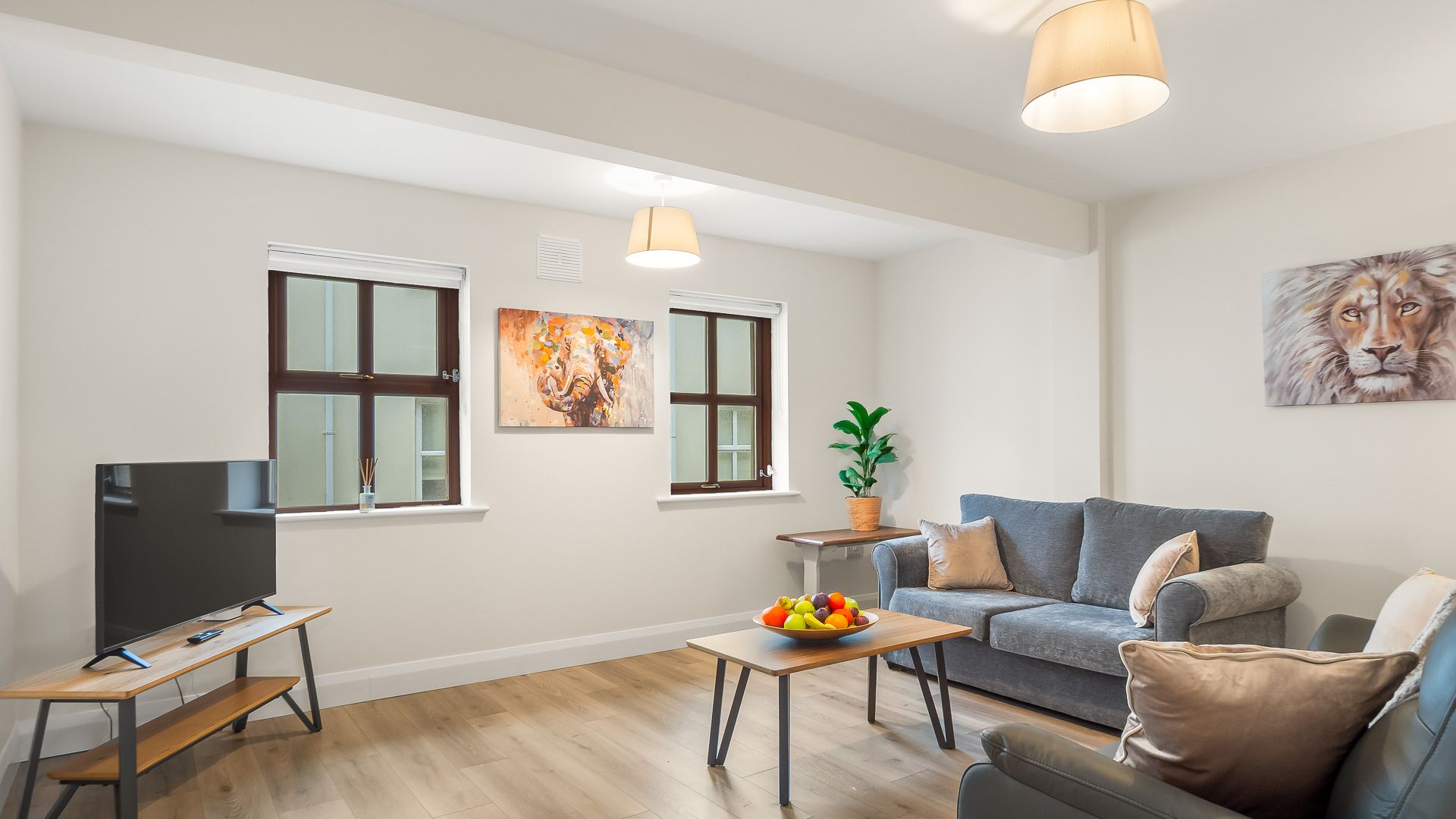 17 Clifden Court in the heart of Connemara photo 2