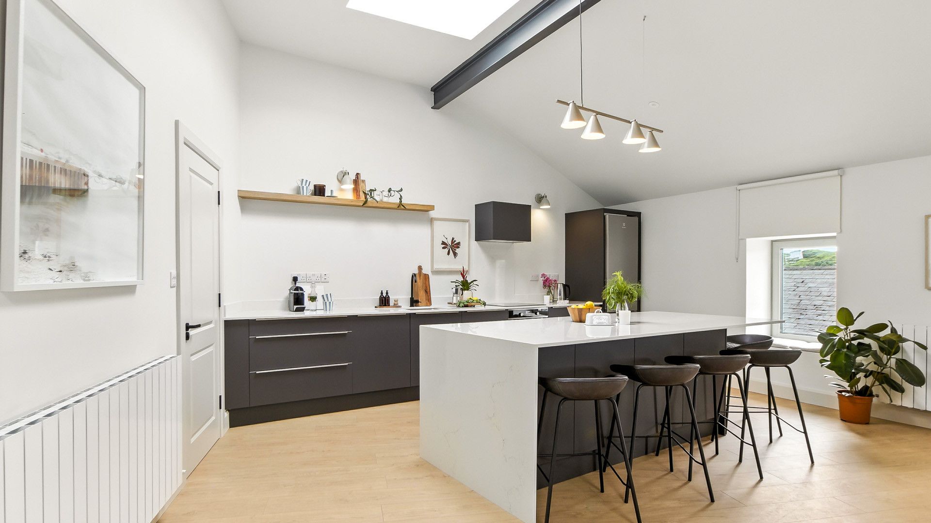 The Loft @ The Warehouse Clifden photo 4