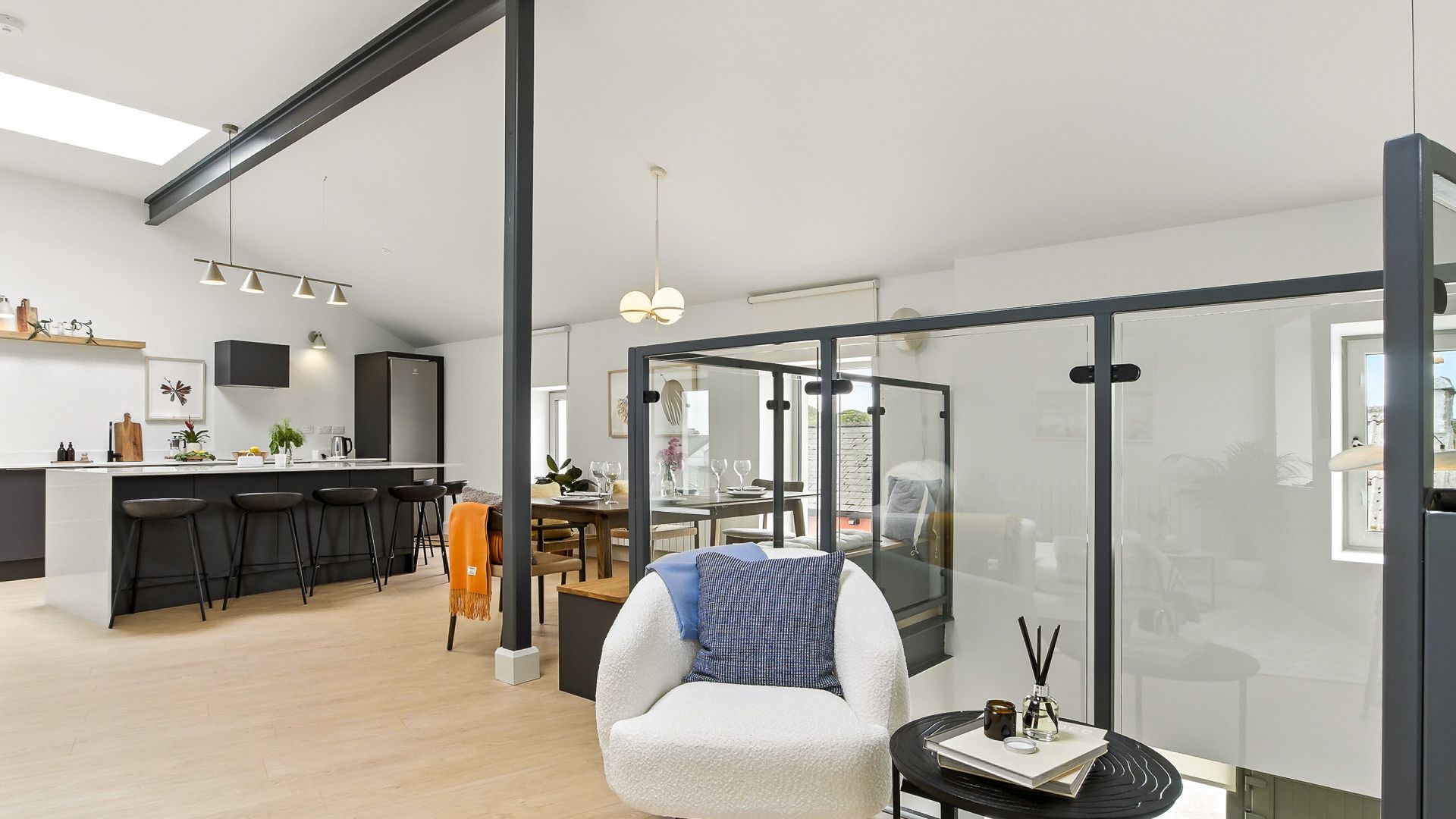 The Loft @ The Warehouse Clifden photo 1