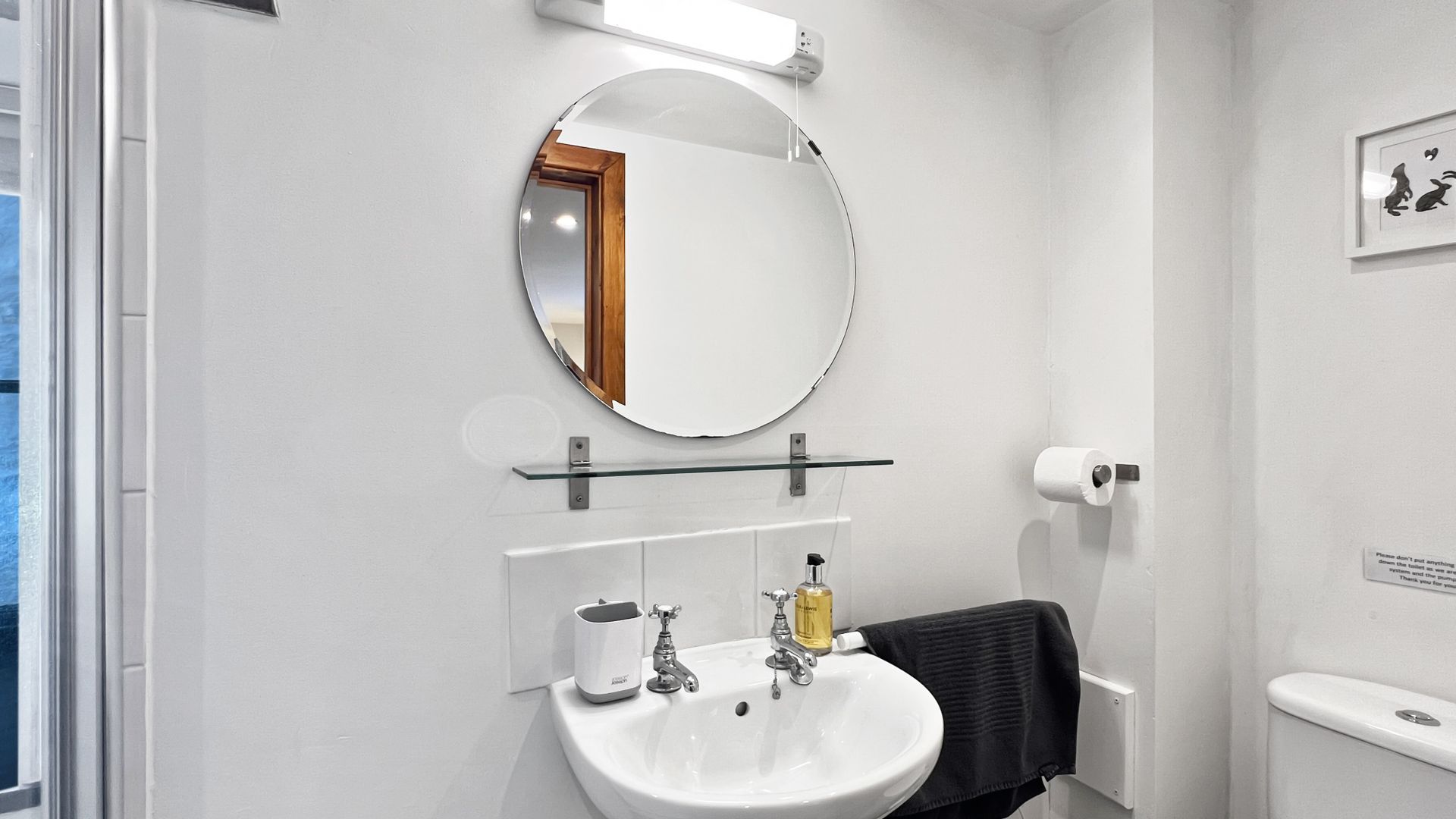 Bramble Cottage, Barbrook photo 10