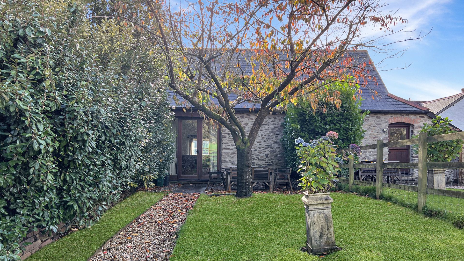 Hawthorn Cottage, Barbrook photo 5