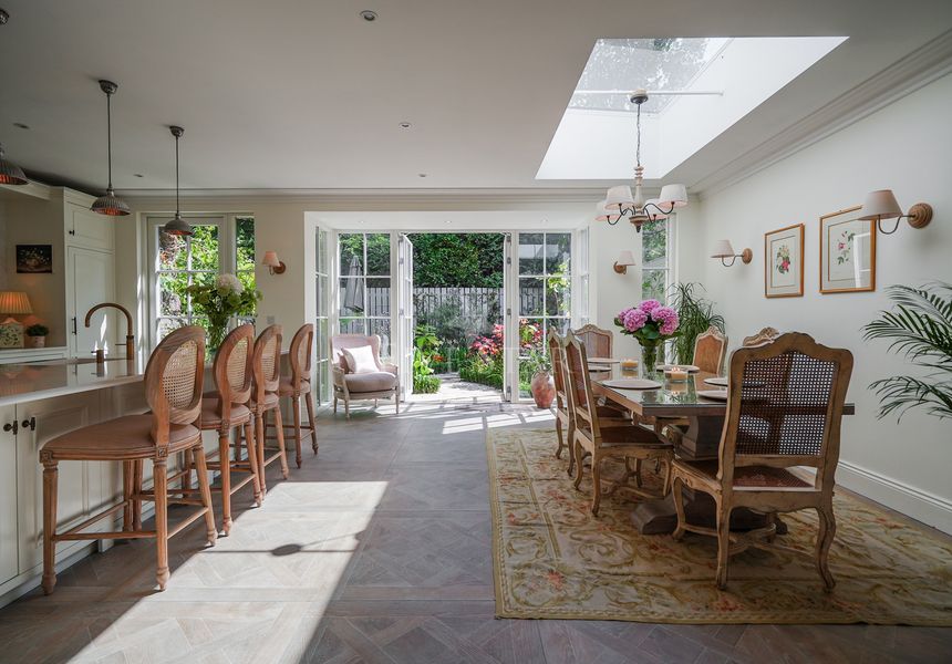 Lavish Ballsbridge Mews House photo