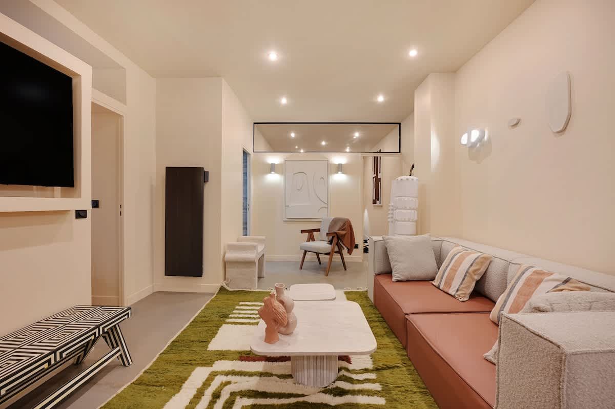 Picasso Squares | Luxury Villa in Paris, France - Fivestar.ie