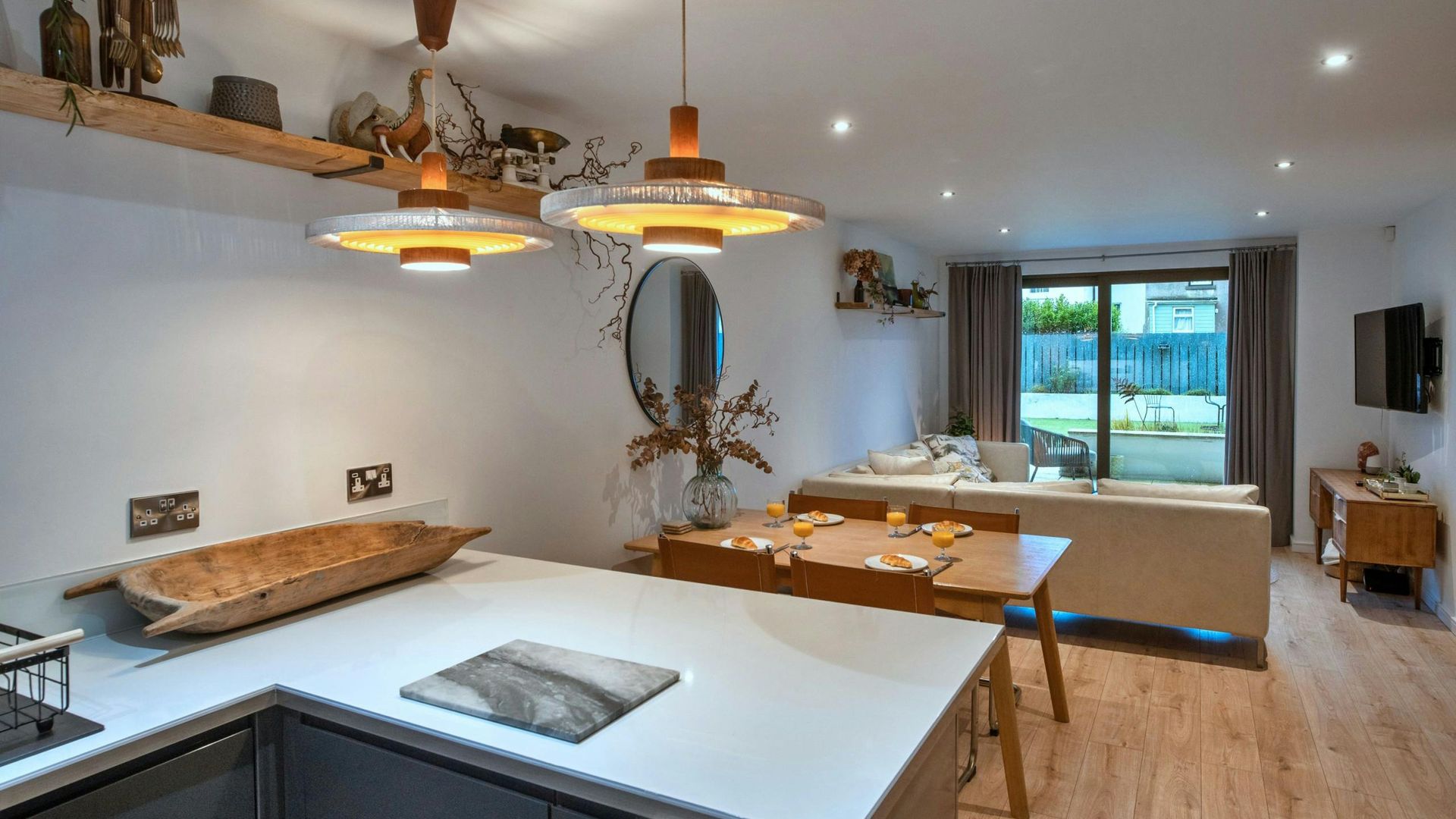 Plymouth Calm photo 6