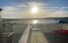 Luxury Sea View 2 Bedroom Apartment Kilkee Bay 
