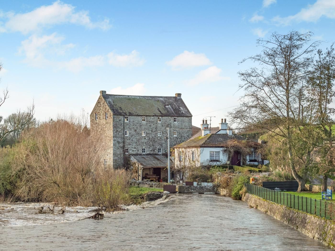 3 Bed in Bruree photo 1