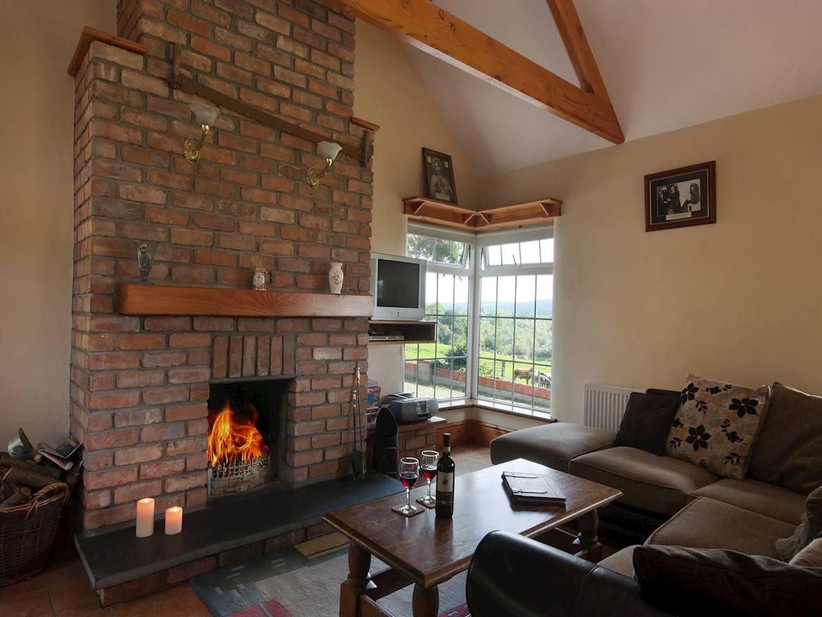 2 Bed in Lismore photo 3