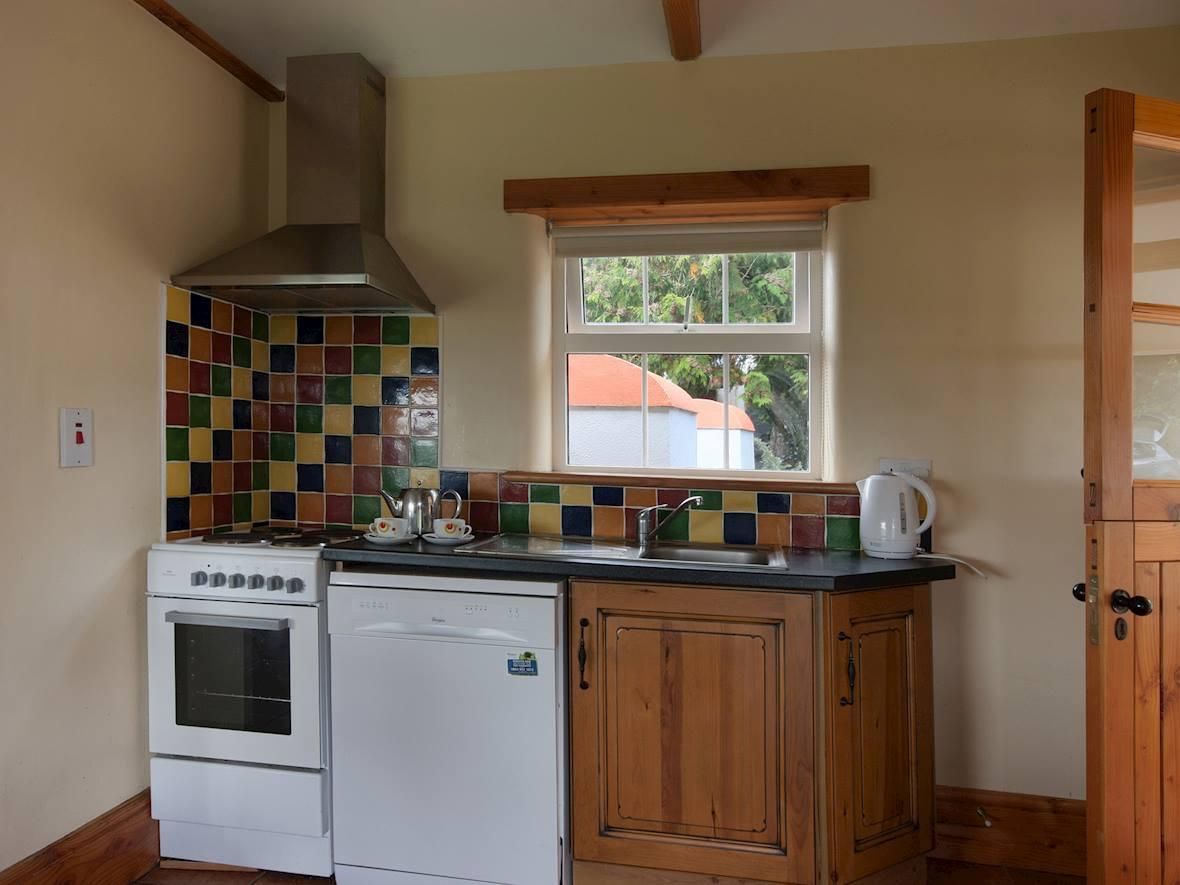 2 Bed in Lismore photo 6