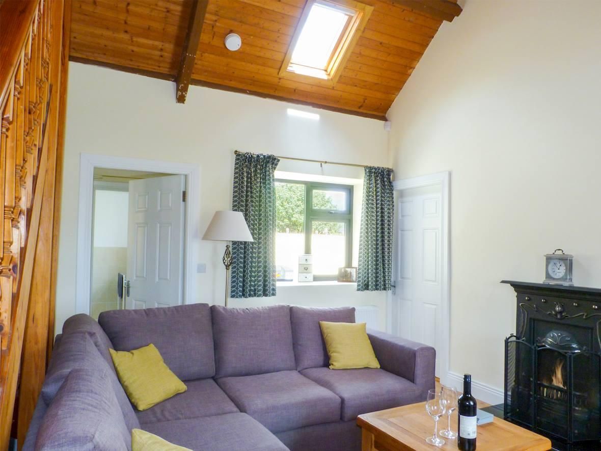 2 Bed in Dunhill photo 4