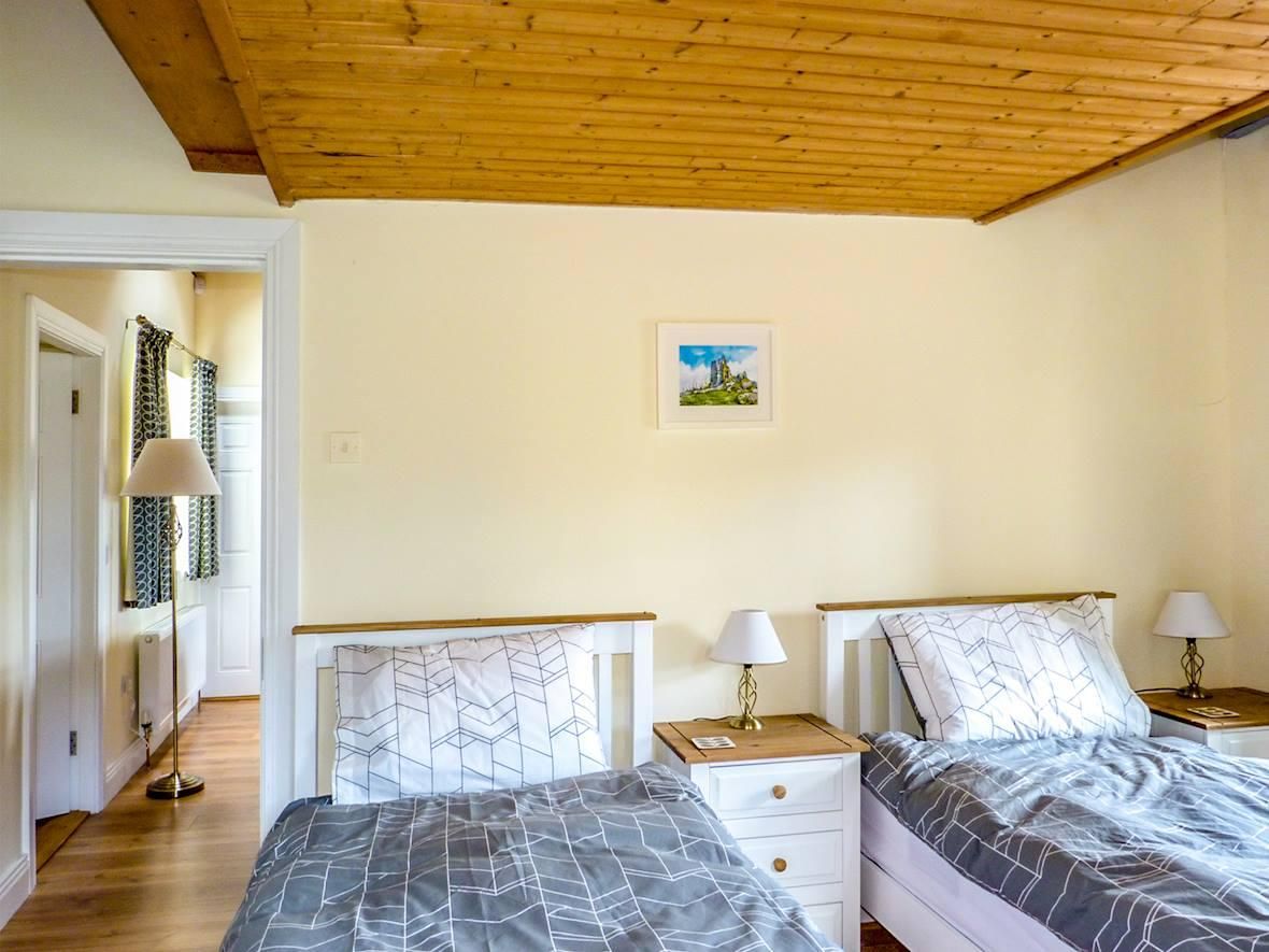 2 Bed in Dunhill photo 8