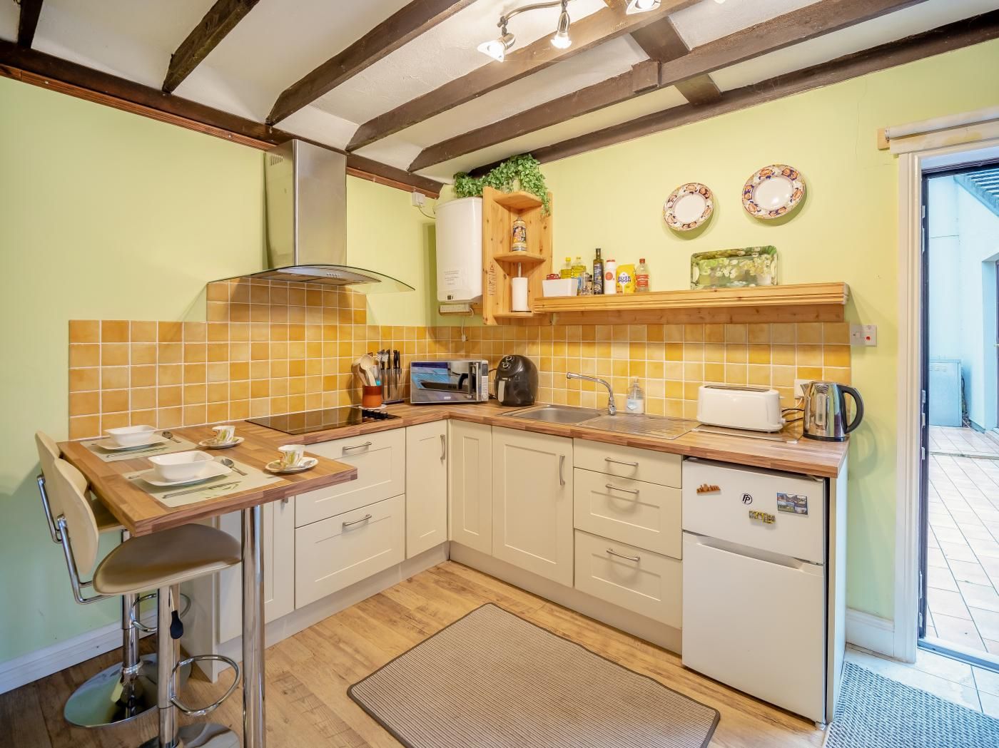 1 Bed in Rosslare photo 3
