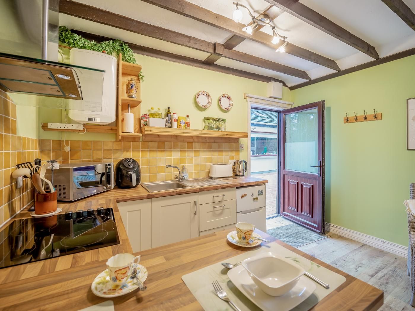 1 Bed in Rosslare photo 2