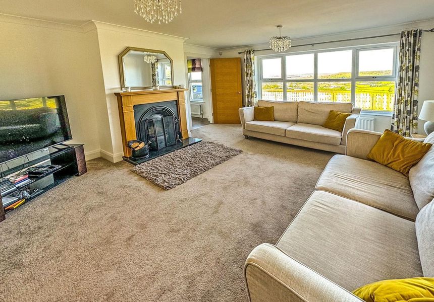 4 Bed in Glenarm photo