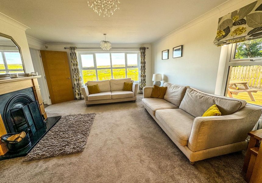 4 Bed in Glenarm photo