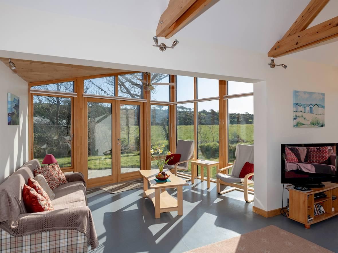 3 Bed in Tramore photo 2