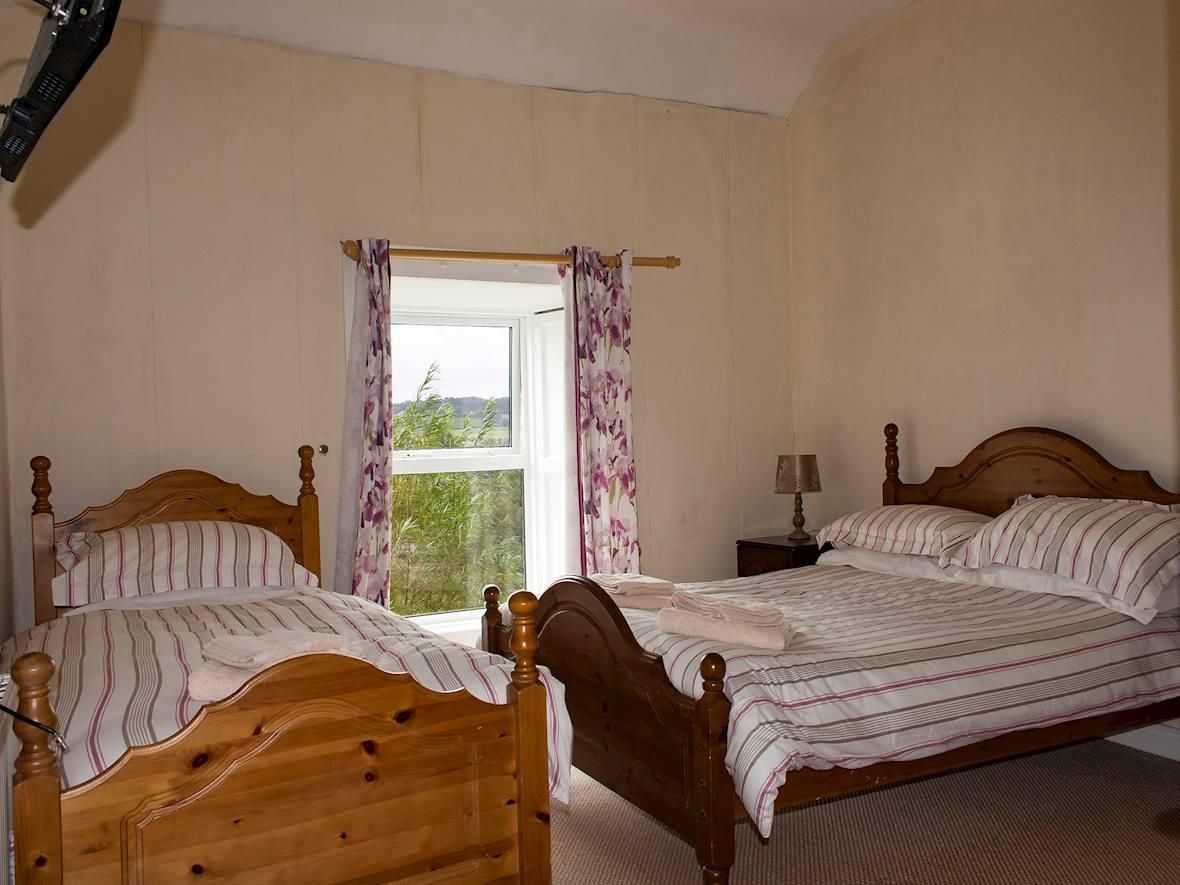3 Bed in Lismore photo 8