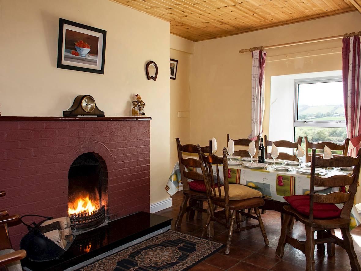 3 Bed in Lismore photo 4