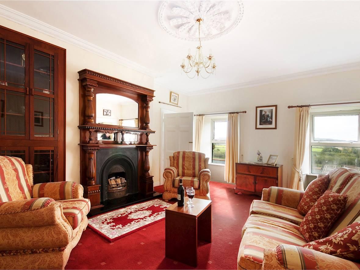 3 Bed in Lismore photo 3