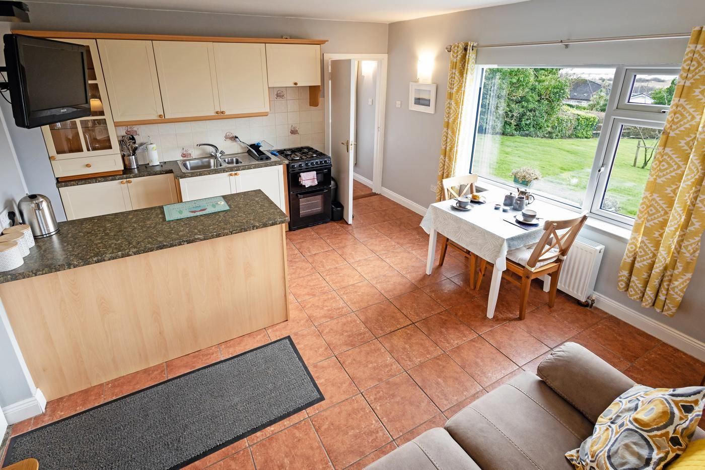 1 Bed in Youghal photo 7