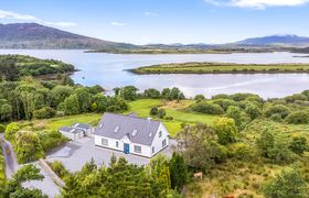 Connemara Bay House Moyard