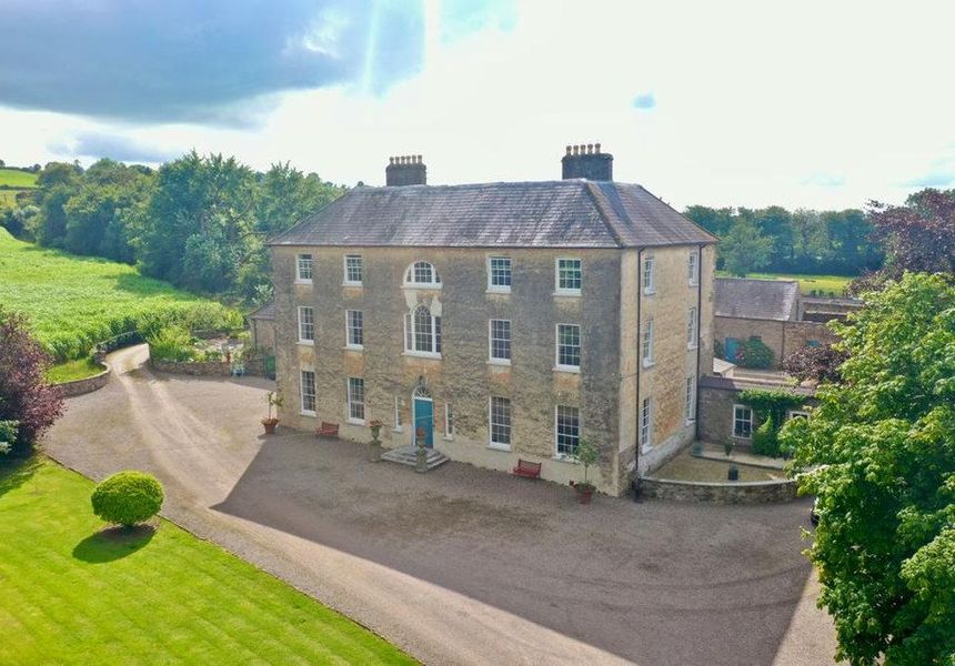 Lisnabrin House photo