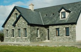 Luxury Sea View Claddaghduff reviews