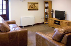 Woodside Barn Family Cottage