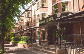 Malone Lodge Hotel & Apartments reviews