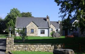 Lakeside Cottages