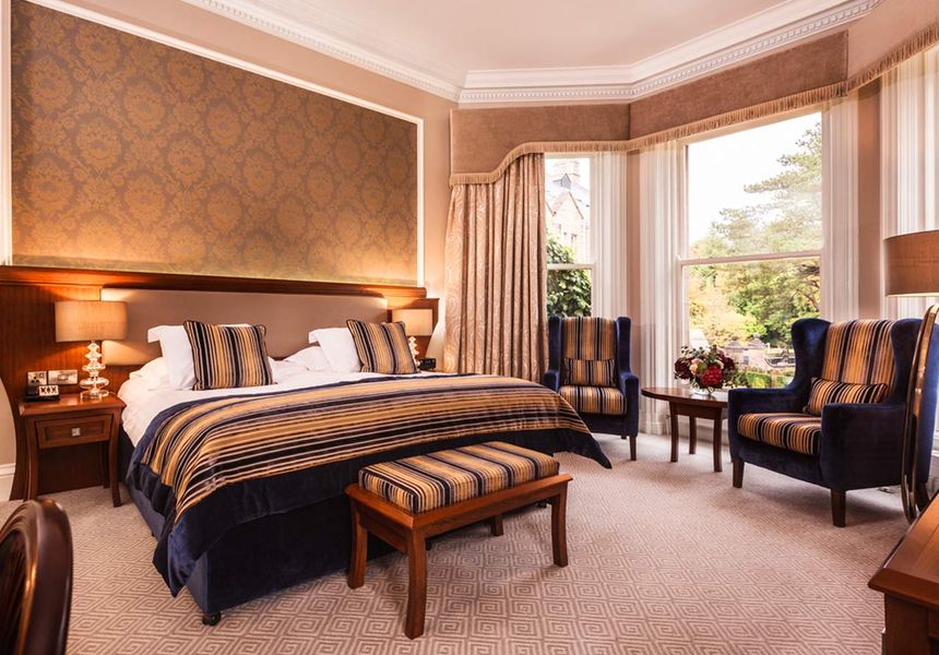 Culloden Hotel photo