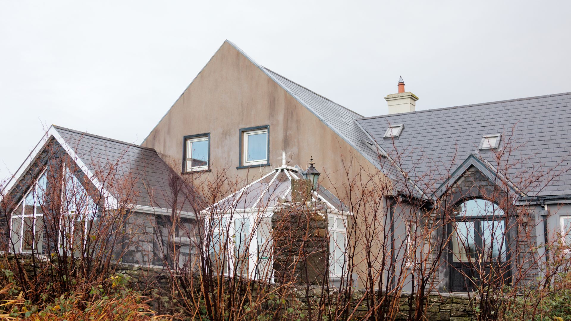 Country House on Private 20-Acre Estate photo 3