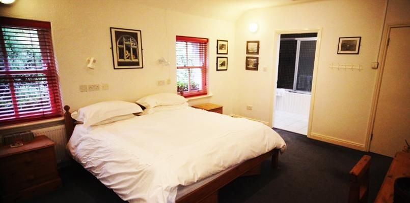 Waterfall Cottage photo 17