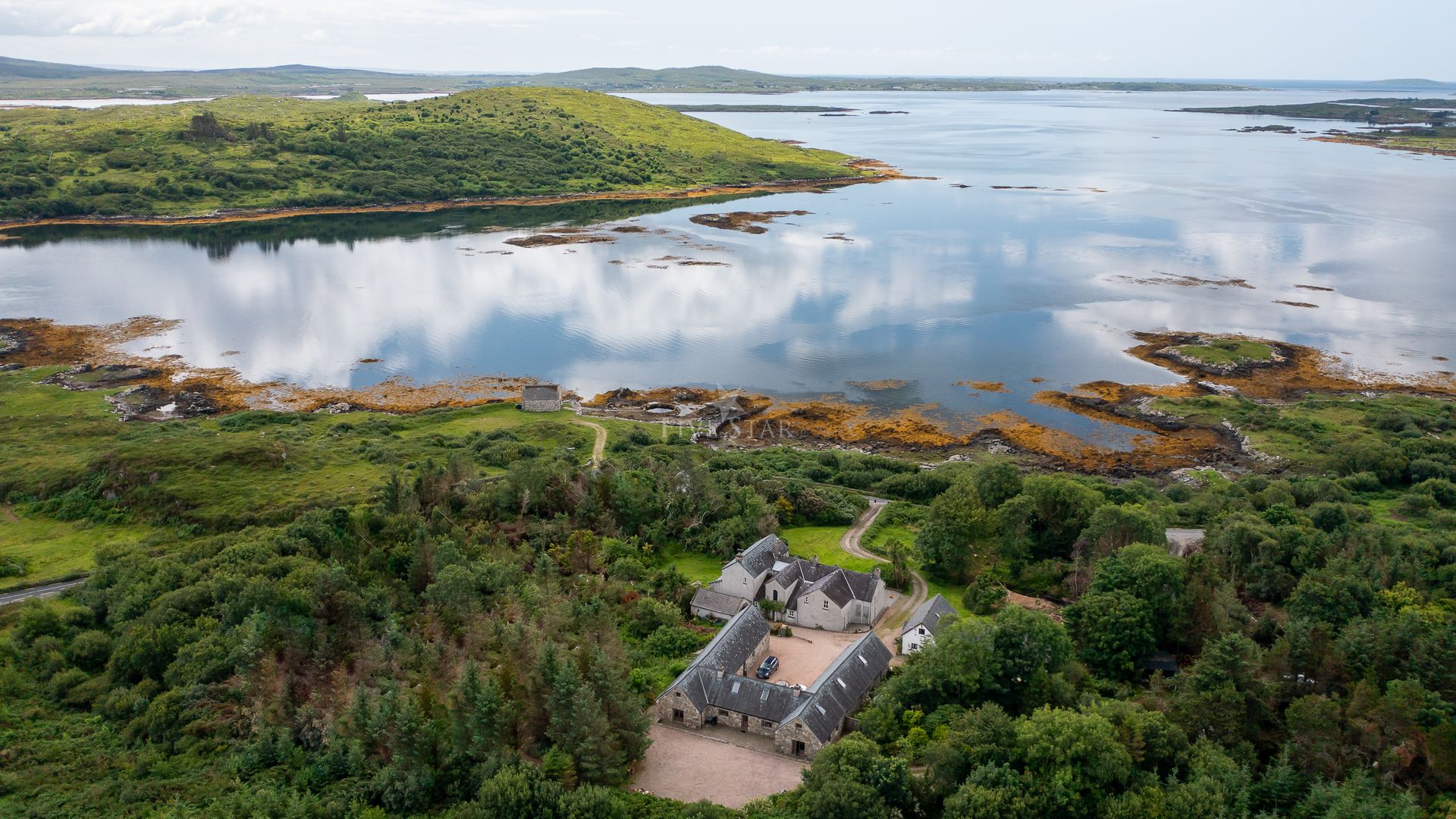 Private Historic Manor on Wild Atlantic Way photo 2